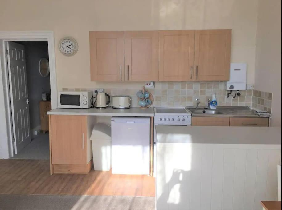 Spacious 1 Bedroom Apartment Near Seafront Penzance Exterior foto